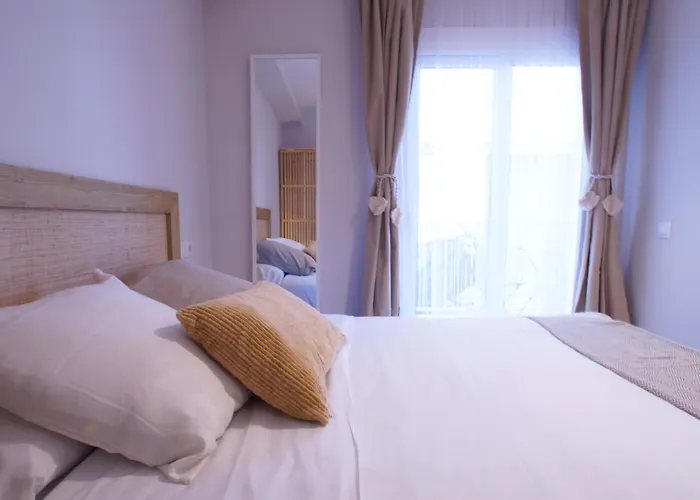 Budget 14 Apartment